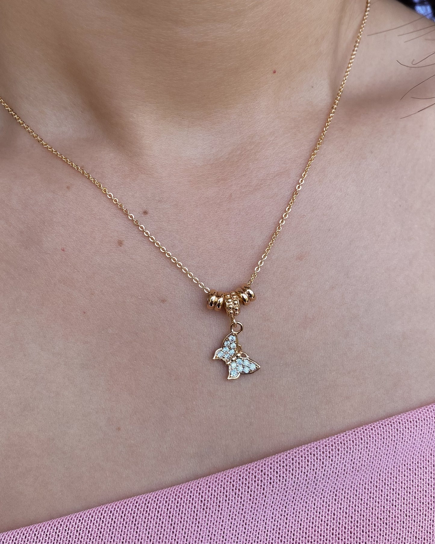 CADENA DE MARIPOSA CON ACCESORIOS