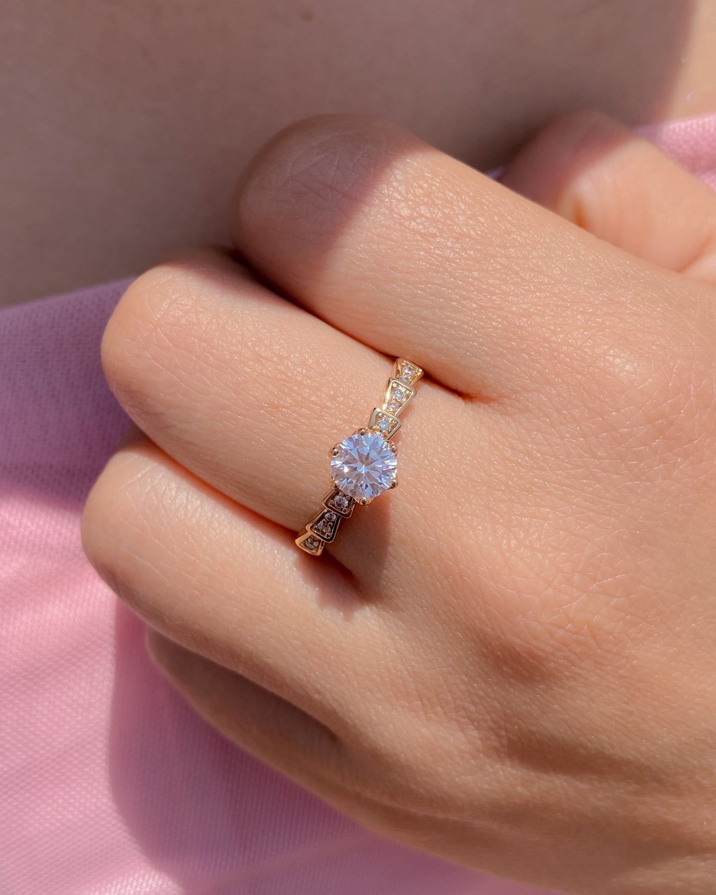 ANILLO CON PIEDRA