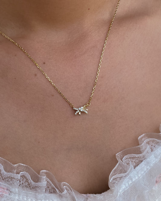 CADENA Y PENDIENTES DE MOÑO