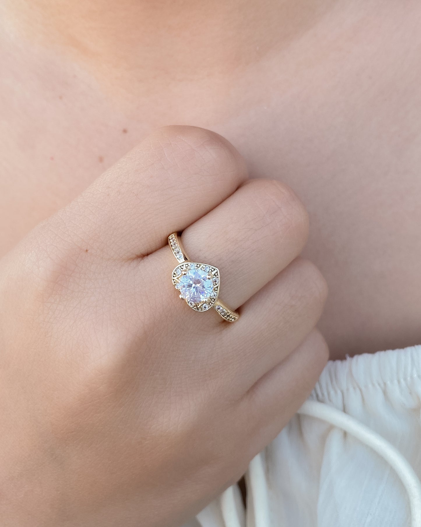 ANILLO PIEDRA DE CORAZÓN
