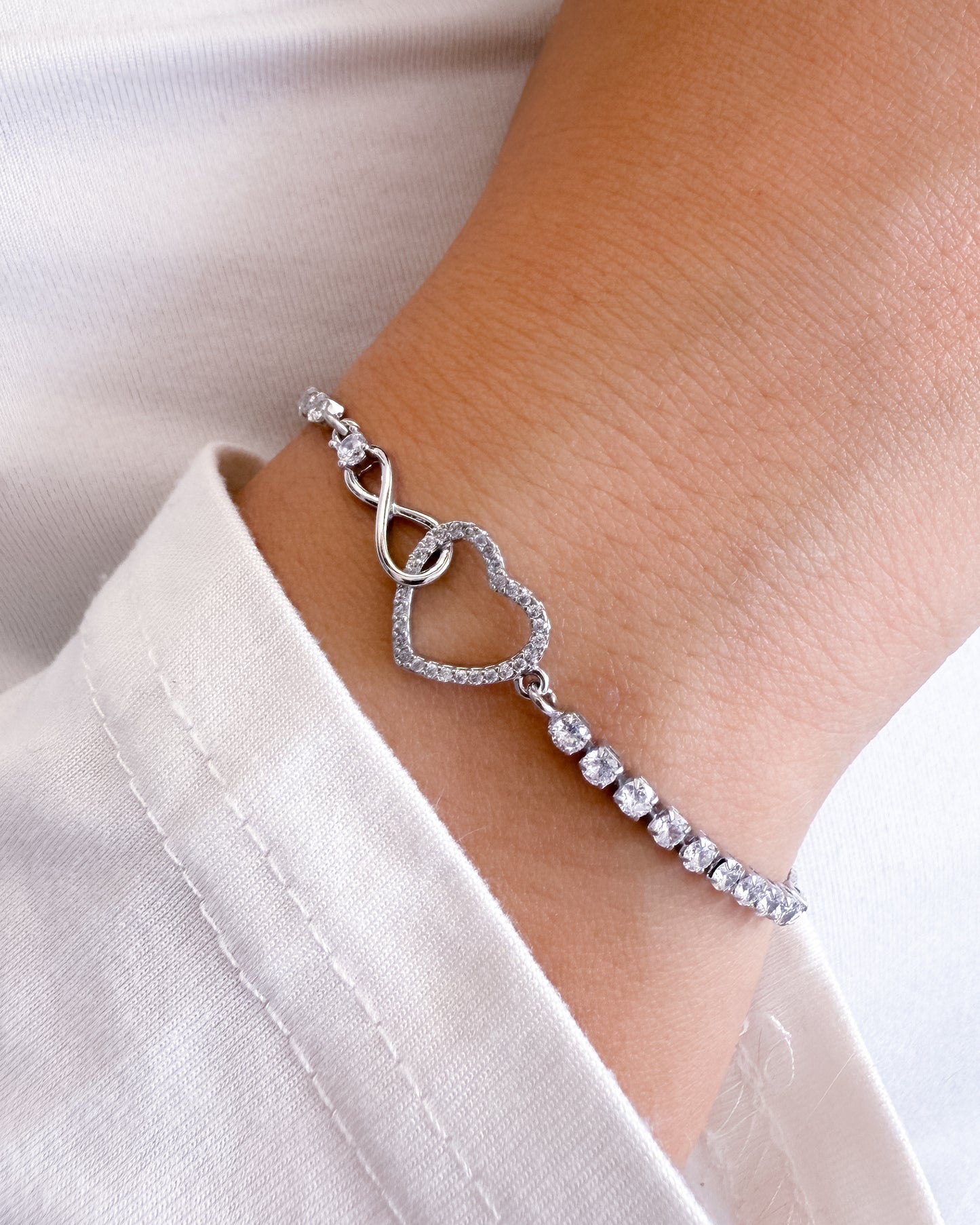 PULSERA CORAZÓN INFINITO