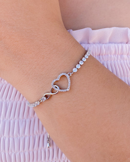 Pulsera ajustable de corazón