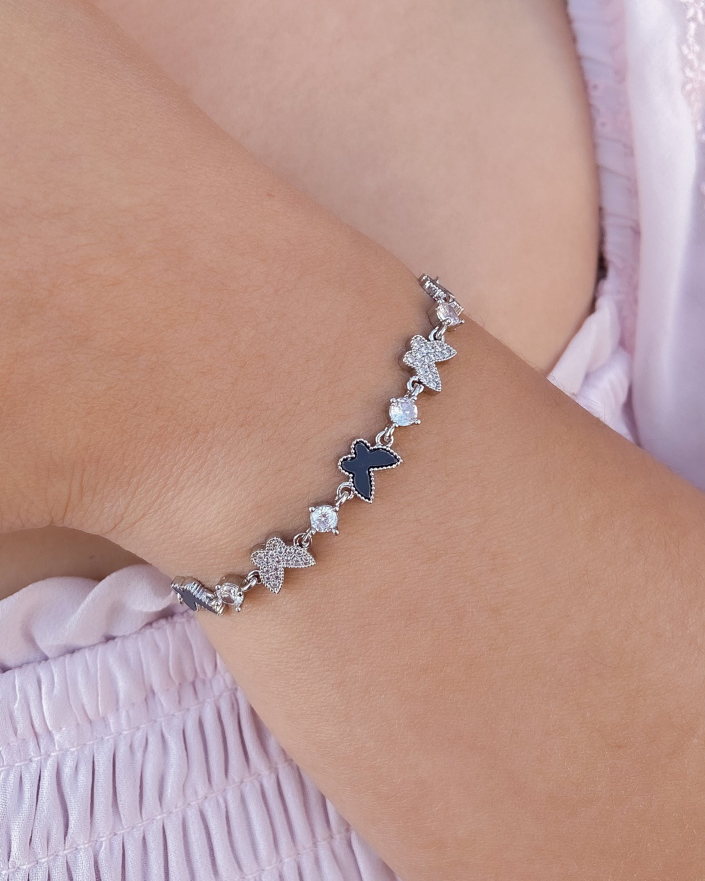 Pulsera ajustable de mariposas