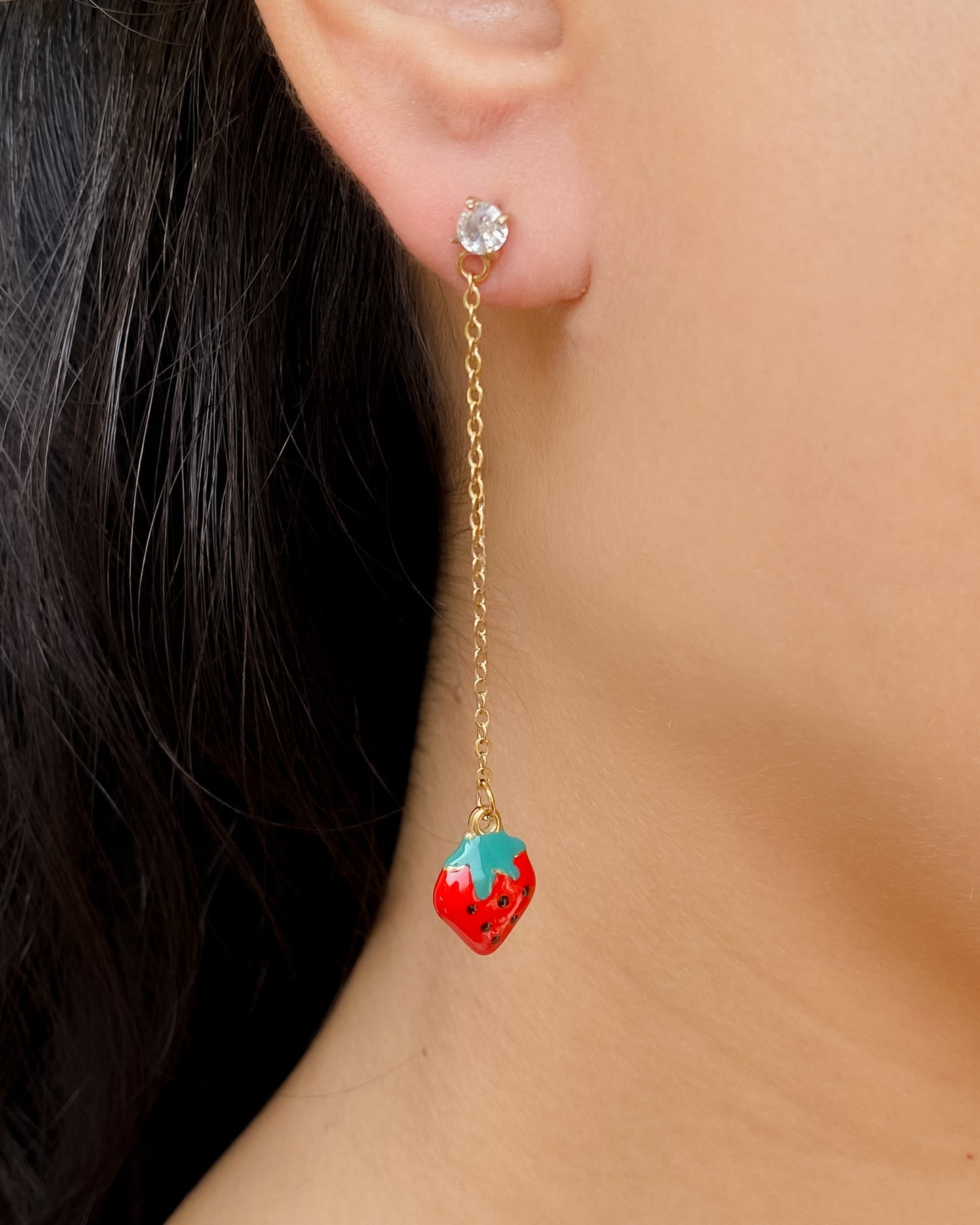 ARETES COLGANTES DE FRESA